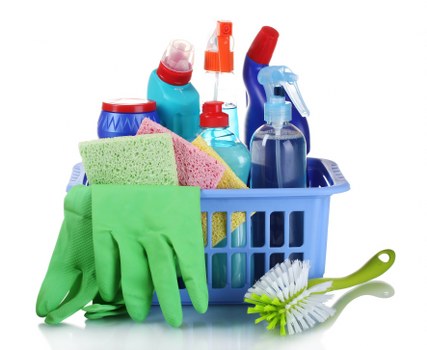 Move-out cleaning in Balham bedroom and hallway